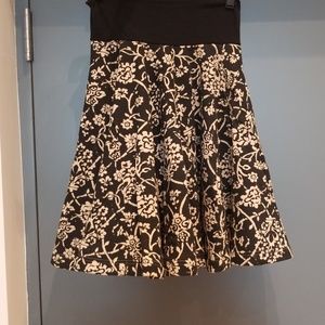 Adorable Skirt... Never Worn